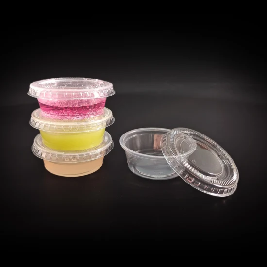 Vasos de porción desechables de plástico de color transparente de alta transparencia de 2oz con tapas, vasos de soufflé, vasos de chupito de gelatina, vasos de Tasse de condimento de soufflé de PP con tapas para mascotas